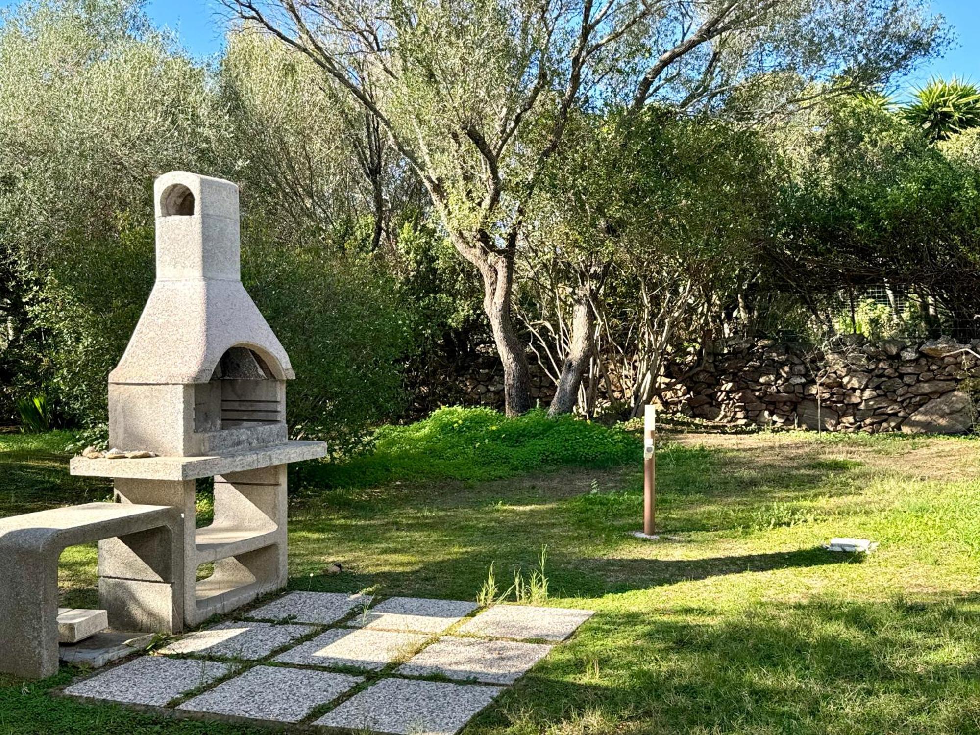 Garden Retreat - Homey Experience Ольбия Экстерьер фото